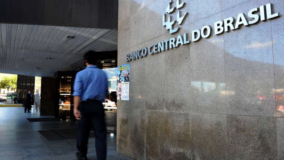 BC rejeita compra do Master pelo estatal BRB