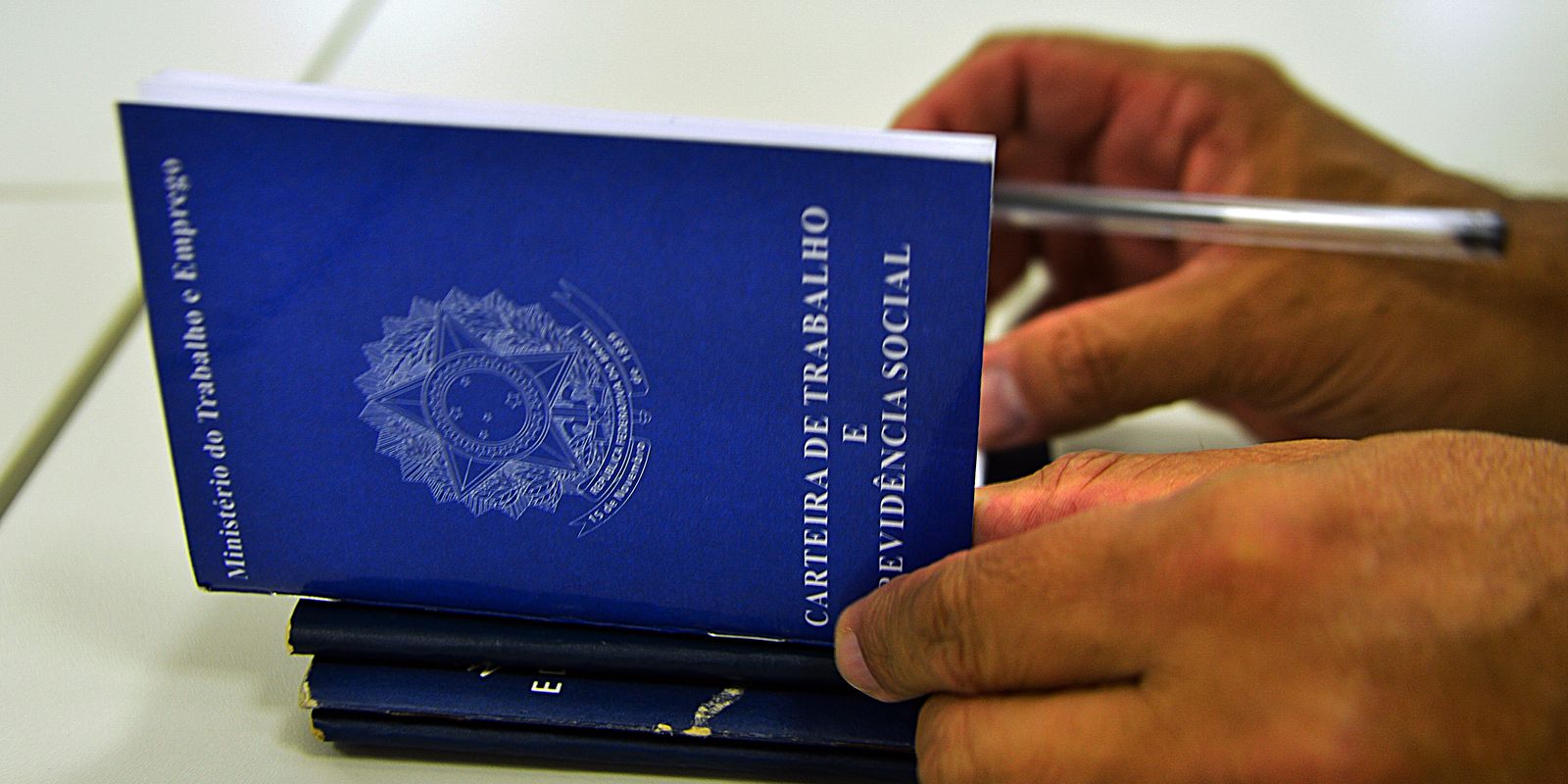 Brasil cria 1,279 milhão de postos de trabalho em 2025, aponta Caged