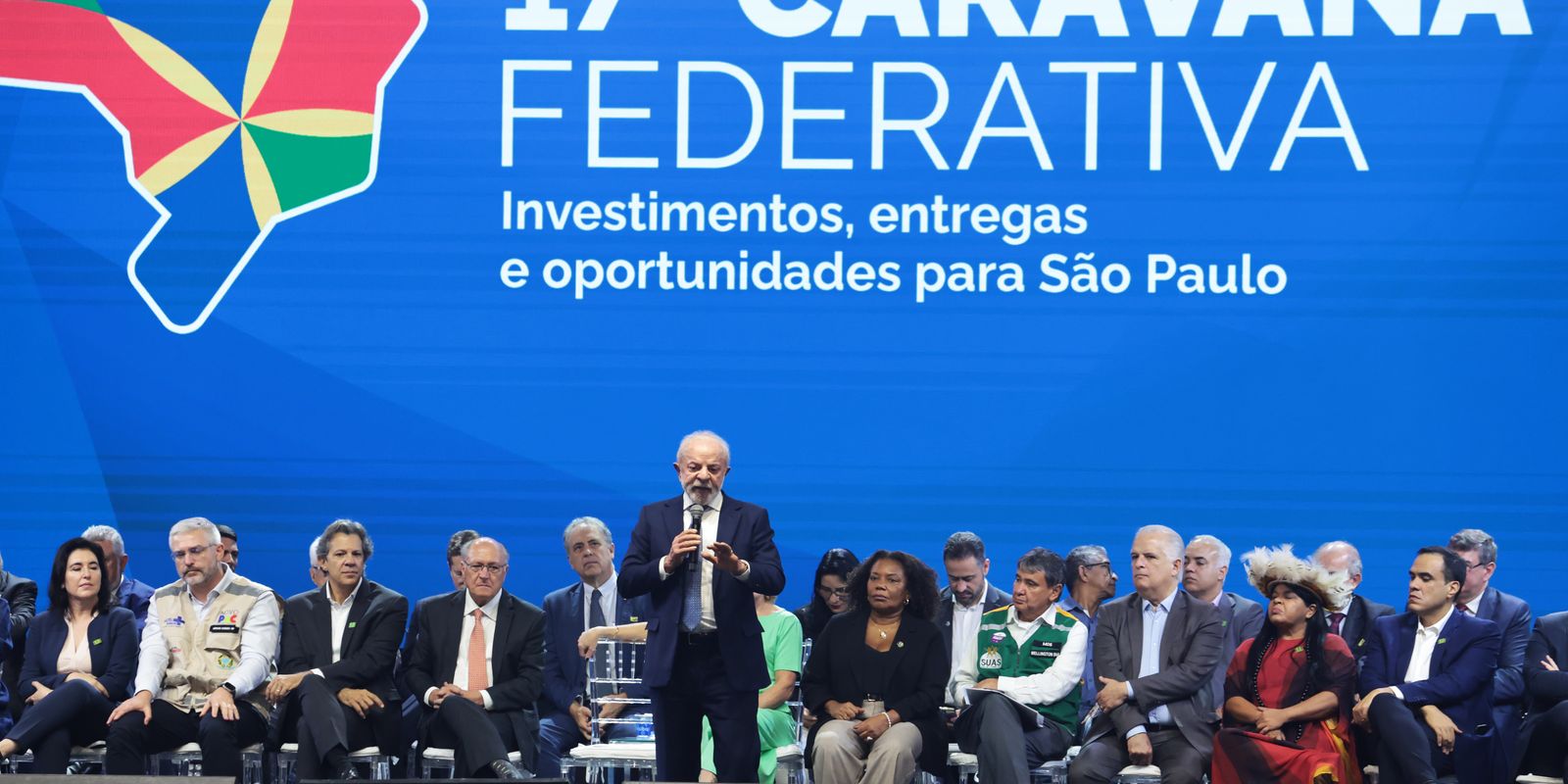 Lula questiona BC sobre corte da Selic: 